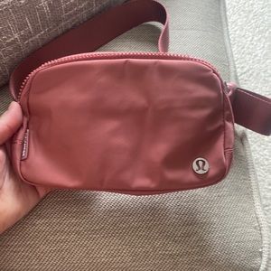 Mauve pink lululemon crossbody
